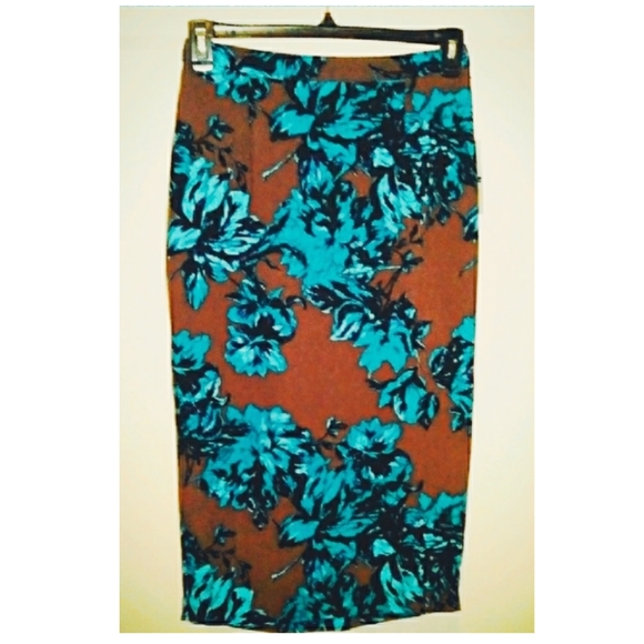 Who What Wear Pencil Long Skirt - Picture 2 of 4